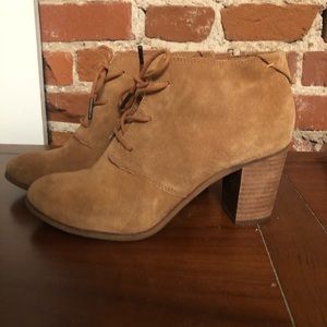 Tom’s Heeled Booties